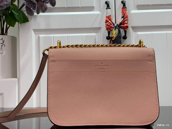 LOCKME LOUIS VUITTON PM CHAIN 0820